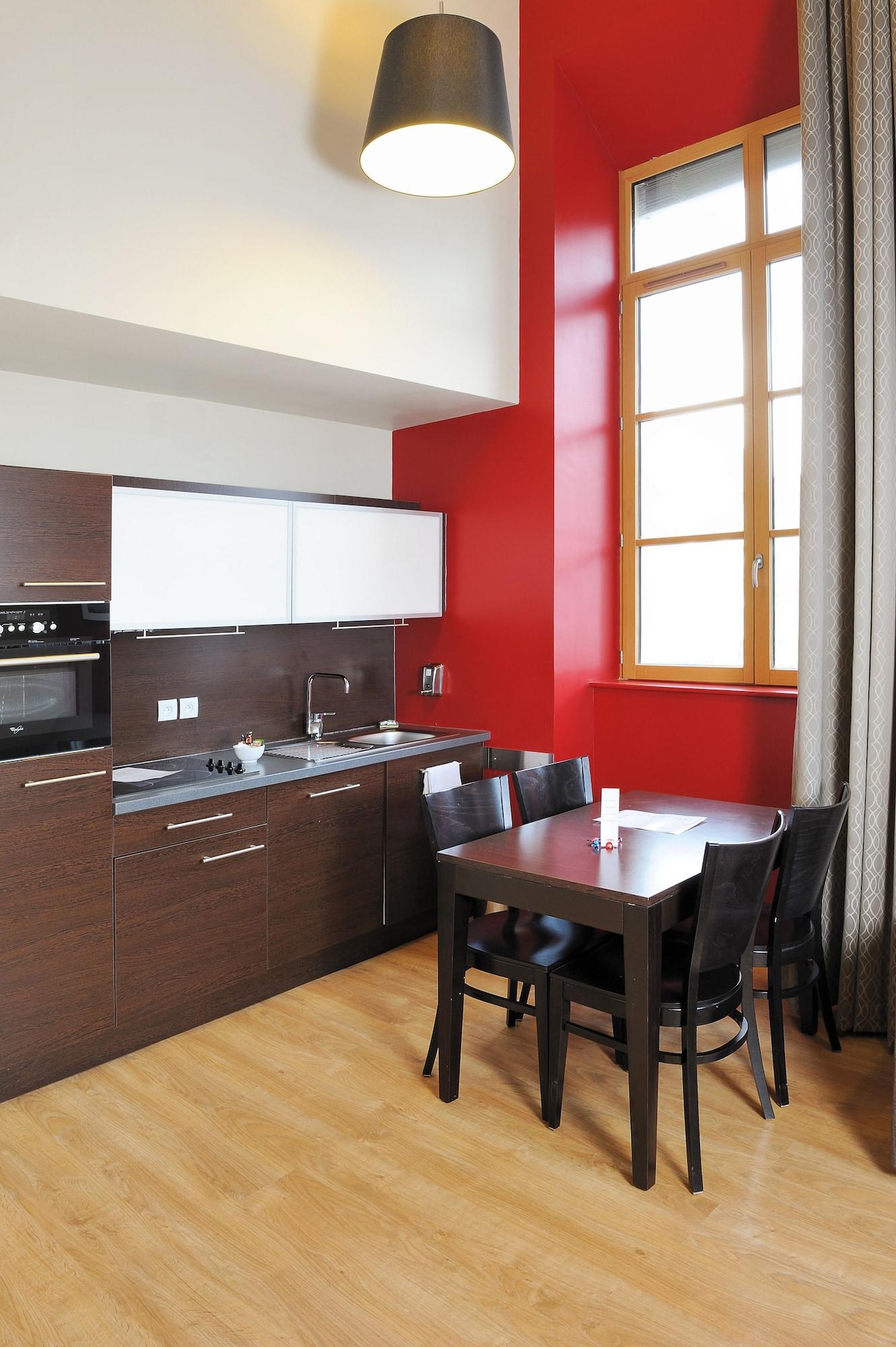 Residhome Caserne De Bonne Aparthotel